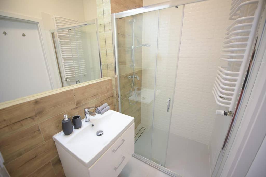 Bliska Wola Expo Central Apartment Varşova Dış mekan fotoğraf